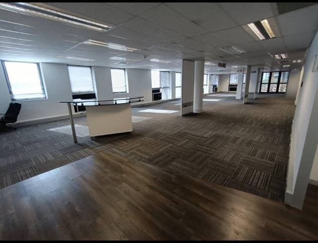 BUSINESS PROPERTY TO RENT IN WELTEVREDEN PARK